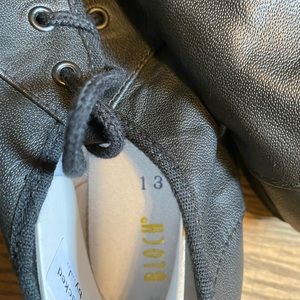 Brand new black soft split sole jazz shoe size 13
